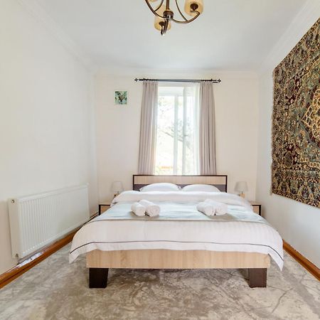 Nazy'S Guest House Joqolo Bagian luar foto