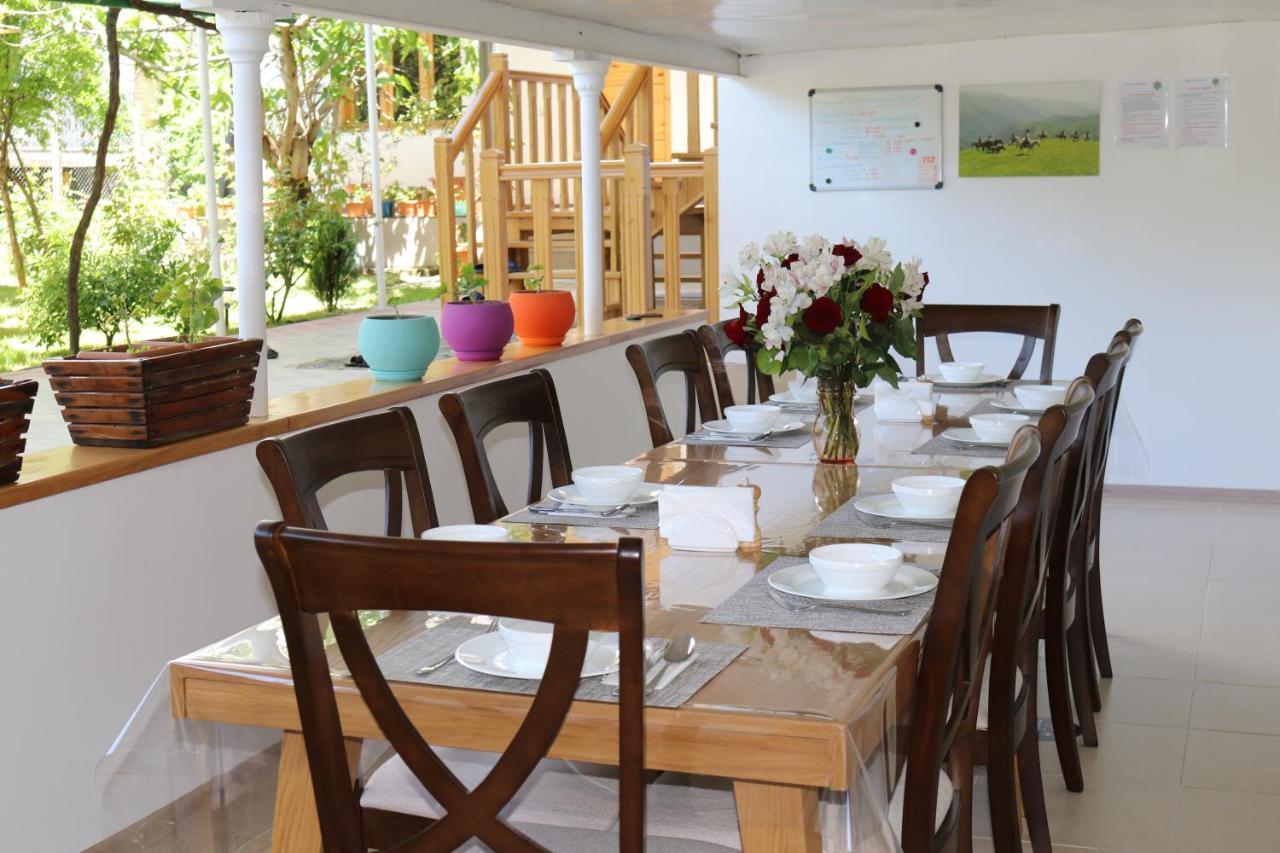 Nazy'S Guest House Joqolo Bagian luar foto